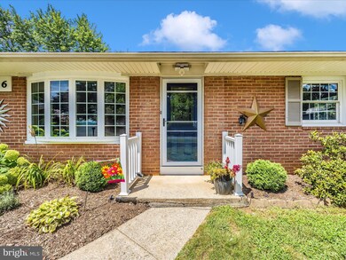 13826 Northcrest Rd, Hagerstown, MD 21742 - photo 4