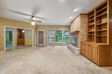 4206 Cimmaron Trail unit 20, Granbury, TX 76049 - photo 6