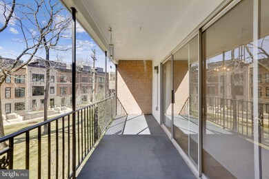 3535 Chevy Chase Lake Dr unit 303, Chevy Chase, MD 20815 - photo 4