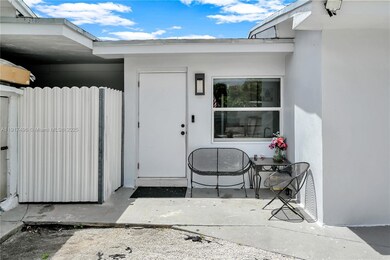 6501 SW 4th St unit b, Miami, FL 33144 - photo 3