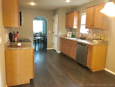 25572 E 91st Place S, Broken Arrow, OK 74014 - photo 5