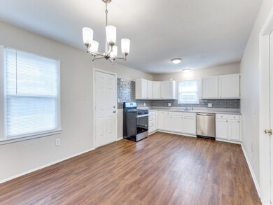 508 Crandle Dr, Fort Worth, TX 76108 - photo 6