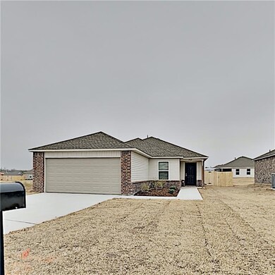 1908 Oak Tree Ct, Shawnee, OK 74804 - photo 2