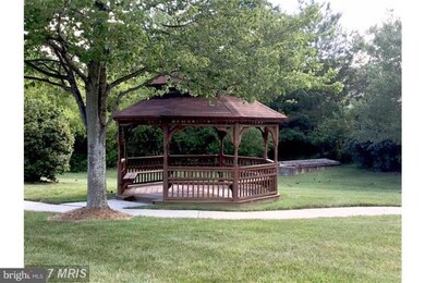 9270 Cherry Ln unit 63, Laurel, MD 20708 - photo 4