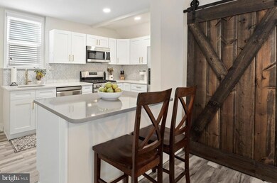 429 Hillcrest Ave, Glenolden, PA 19036 - photo 7