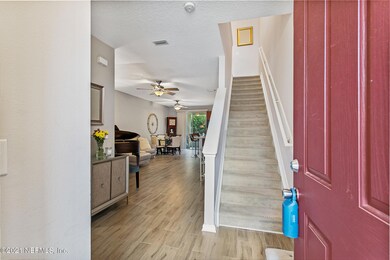 8862 Grassy Bluff Dr, Jacksonville, FL 32216 - photo 3