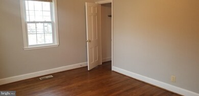 2820 R St SE unit 1, Washington, DC 20020 - photo 5