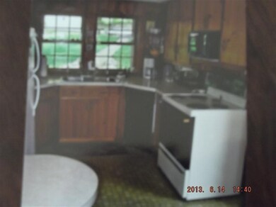 900 Gwinn Island Rd, Danville, KY 40422 - photo 7