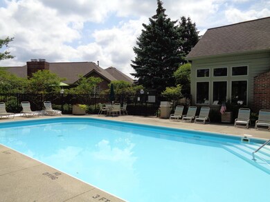 975 Willow Bluff Dr unit 975, Columbus, OH 43235 - photo 4