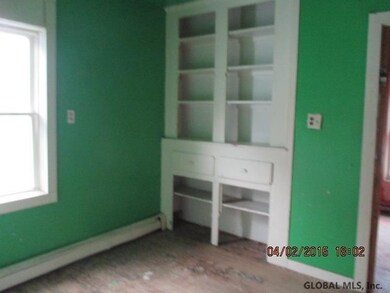 545 Mumford St, Schenectady, NY 12307 - photo 6