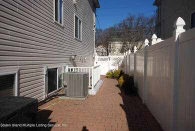 428 Englewood Ave, Staten Island, NY 10309 - photo 4