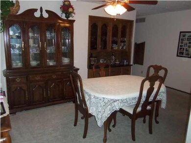 Looking into dining room from foyer