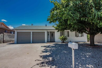 2102 Abbott Ave, Alamogordo, NM 88310 - photo 2