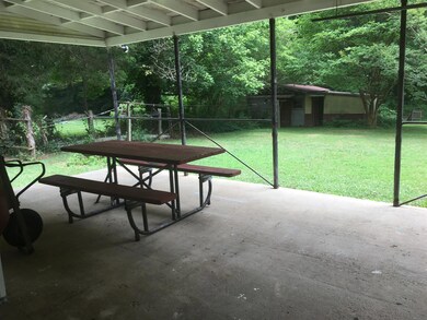 715 Madison St, Manchester, TN 37355 - photo 3