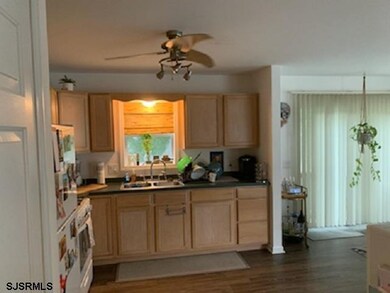 22 E Connecticut Ave, Somers Point, NJ 08244 - photo 5