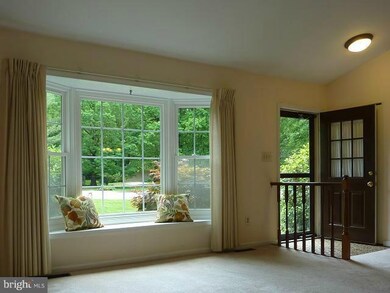 12351 Lima Ln, Reston, VA 20191 - photo 2