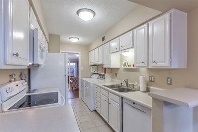 1527 W Sam Houston Pkwy S, Houston, TX 77042 - photo 4