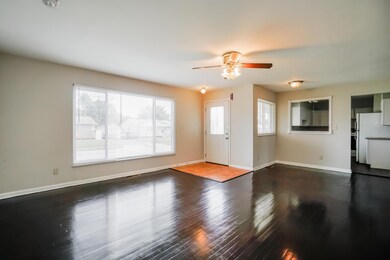 2569 Regina Ave, Columbus, OH 43204 - photo 6