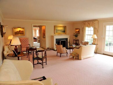 10 Langhorne Ln, Greenwich, CT 06831 - photo 4