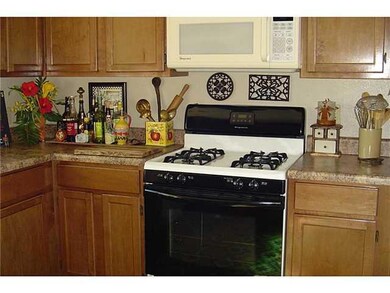 1729 Villa Santos Cir unit 1729, El Paso, TX 79935 - photo 7