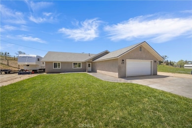 29990 Horsethief Dr, Tehachapi, CA 93561 - photo 3