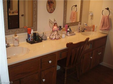 2178 Zoo Pkwy, Asheboro, NC 27205 - photo 6