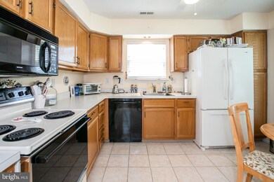 952 Larkspur Place S, Mount Laurel, NJ 08054 - photo 4