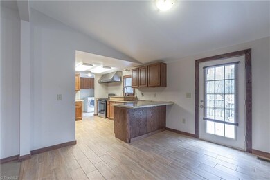 6411 Sable Ln, Greensboro, NC 27406 - photo 5