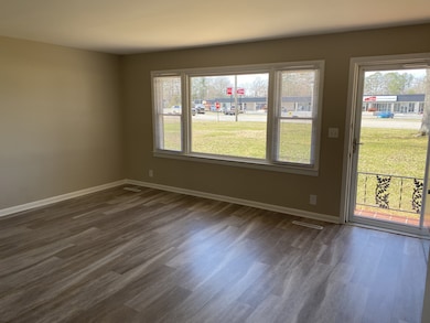 1807 Mcarthur St, Manchester, TN 37355 - photo 6