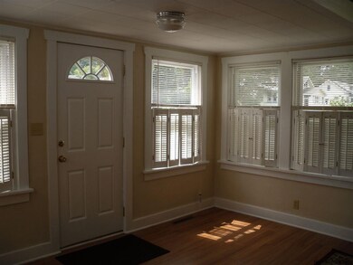 77 Cuthbert St, Schenectady, NY 12302 - photo 5