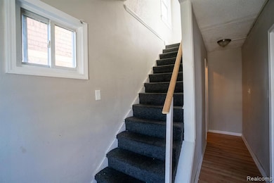 16143 Cheyenne St, Detroit, MI 48235 - photo 6