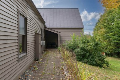 370 Catamount Rd, Hartford, VT 05001 - photo 7