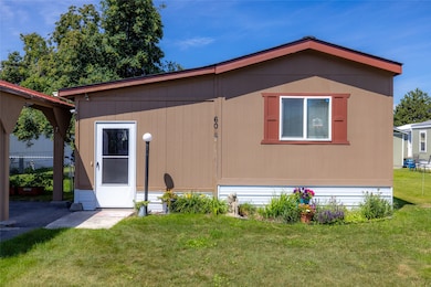 110 E Evergreen Dr unit 60, Kalispell, MT 59901 - photo 3