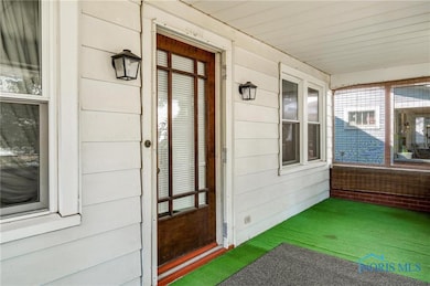 2323 Georgetown Ave, Toledo, OH 43613 - photo 5