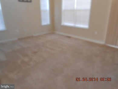 7450 Tottenham Dr, White Plains, MD 20695 - photo 5