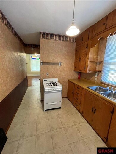 1101 N 6th St, Mankato, MN 56001 - photo 7