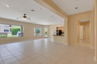 Family Rm to Kitchen