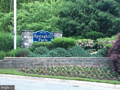 3804 Fox Pointe Ct unit 3804, Glen Mills, PA 19342 - photo 2