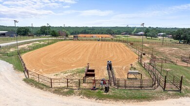 272 Private Road 3143, Decatur, TX 76234 - photo 3