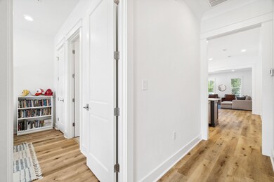 5-web-or-mls-267-log-landing-st