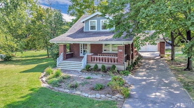 1917 Springdale Rd, Cincinnati, OH 45231 - photo 2