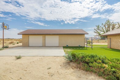 3324 Tropico Rd, Rosamond, CA 93560 - photo 4