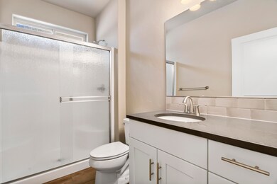 13-Bathroom