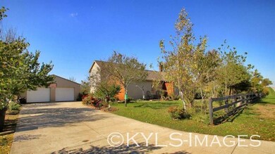 1384 Talmage Mayo Rd, Harrodsburg, KY 40330 - photo 2