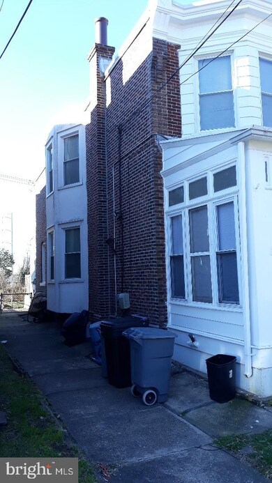 8 Cherry St, Darby, PA 19023 - photo 3