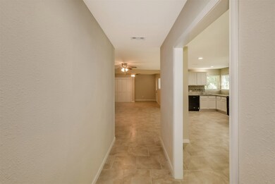 13993 Walker Rd, Conroe, TX 77302 - photo 5
