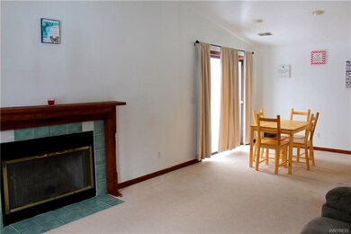 Living Room/ Dining Room Combo