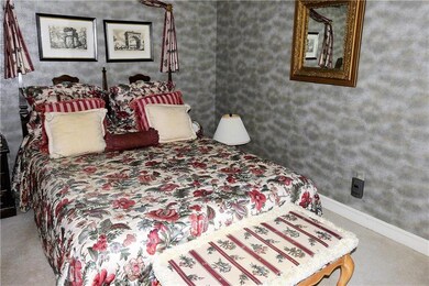 8505 Deer Run St, Lenexa, KS 66220 - photo 6