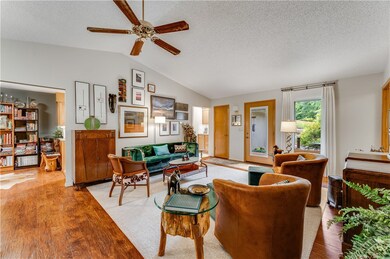 57 Walney Dr, Bella Vista, AR 72715 - photo 6