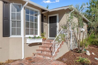 21843 Dumetz Rd, Woodland Hills, CA 91364 - photo 3